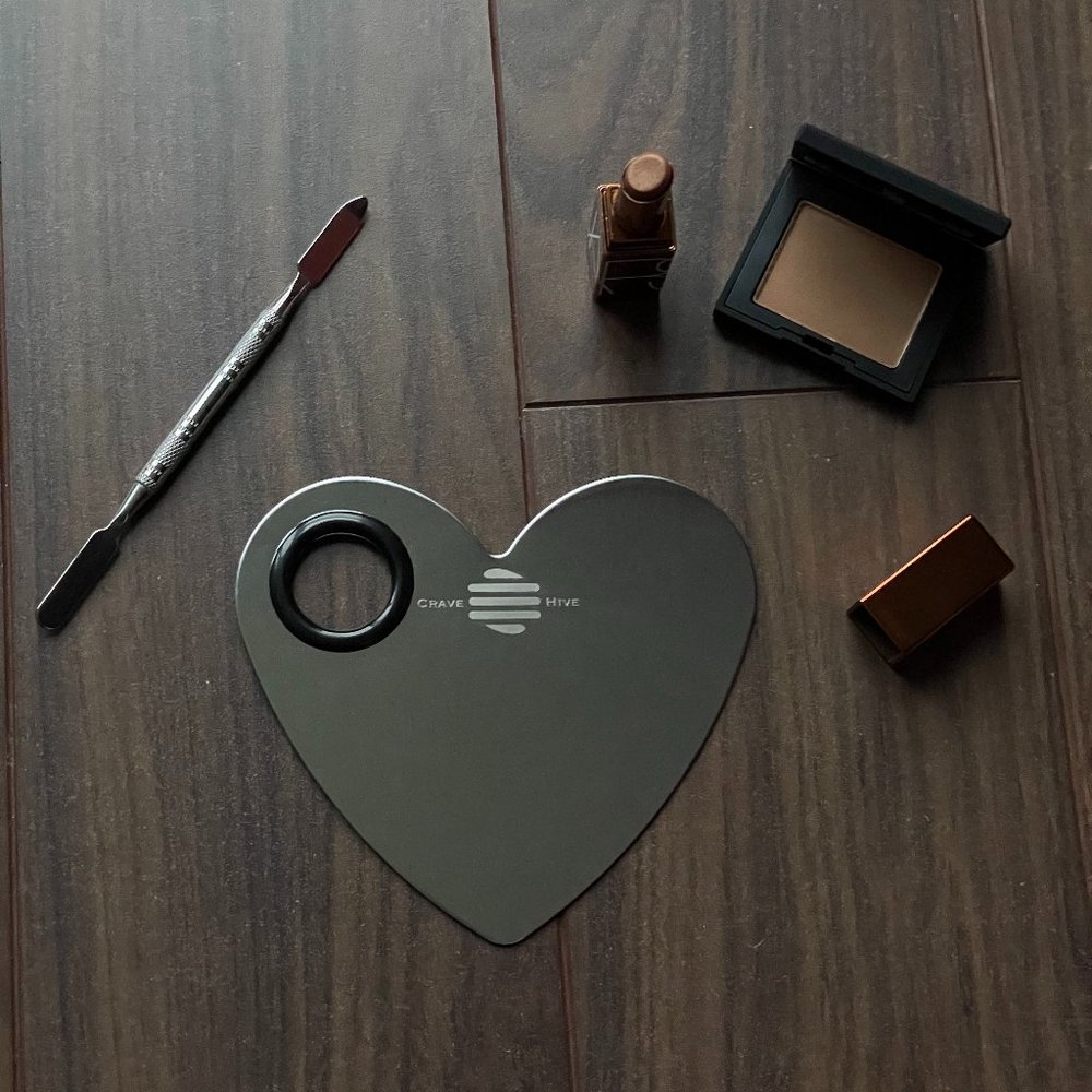 Heart Shaped Cosmetic Mixing Makeup Palette with Spatula, Stainless Steel